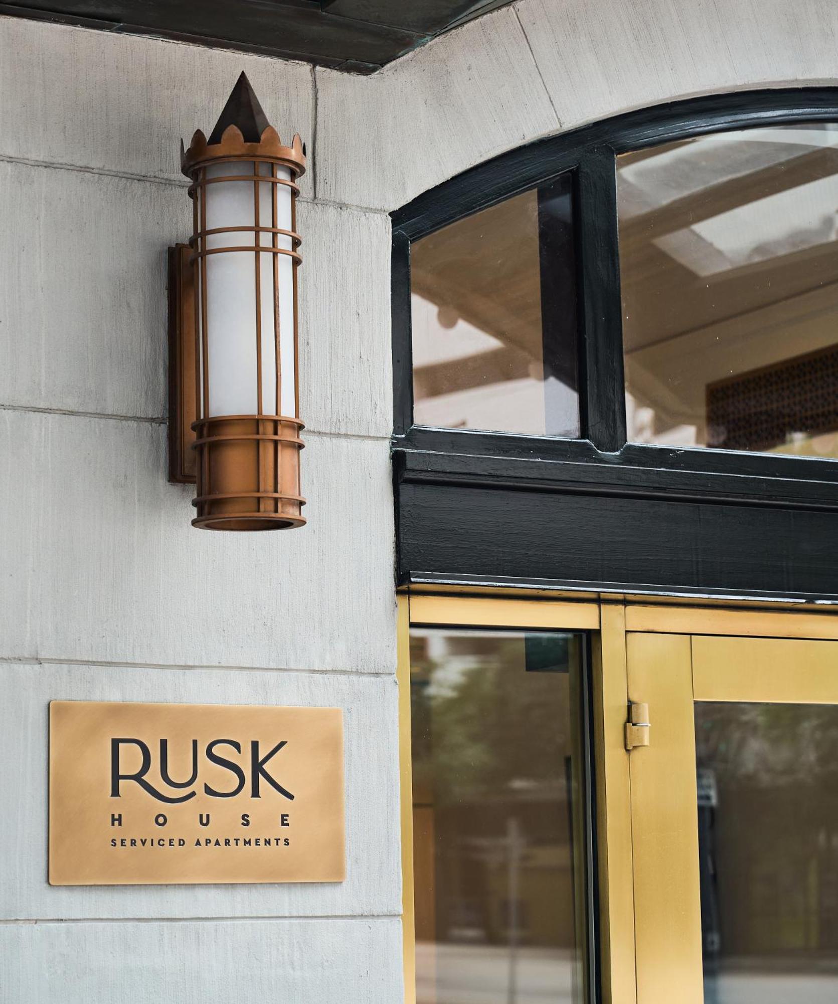 Rusk House Serviced Apartments Х'юстон Екстер'єр фото